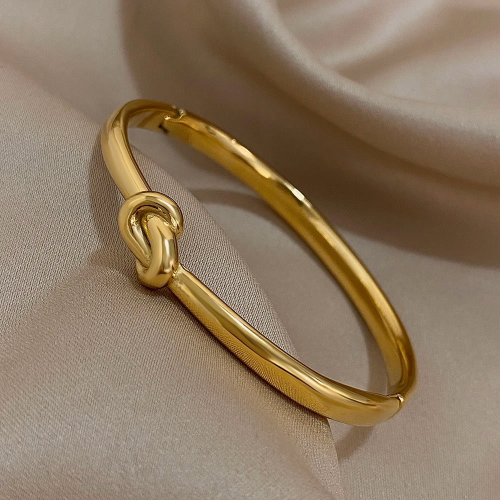 Portofino Knot Bangle