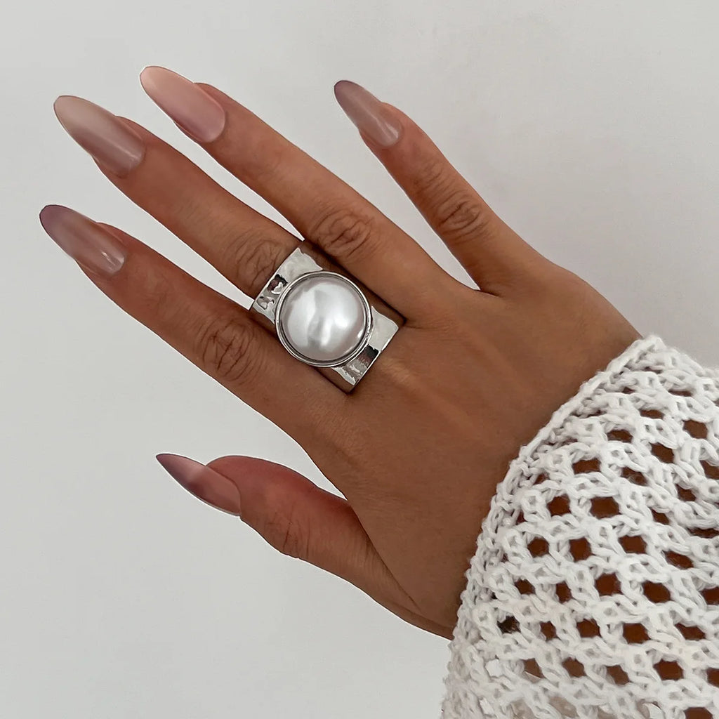 The Pearl Club Ring